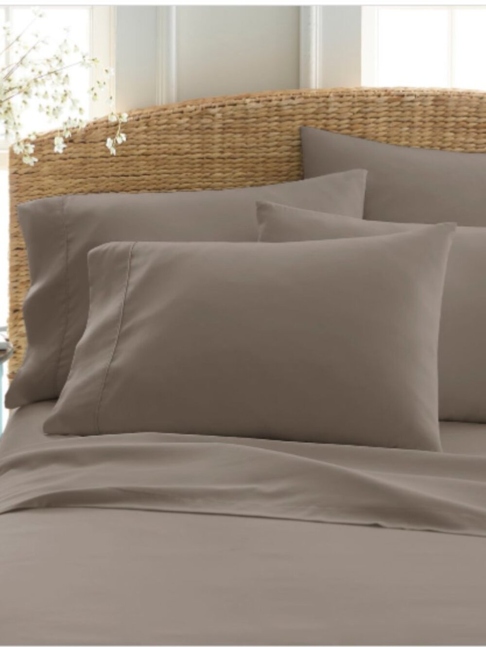 Home Collection Luxury Ultra Soft Sheet Set Color: Chocolate Size: KING SET.